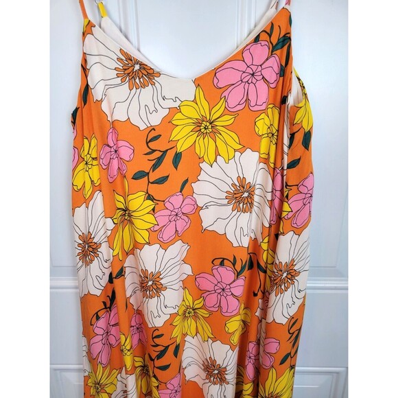 NWT Emily Wonder Midi Dress Size S Floral Relaxed Fit Flowy Spring Sundr… - Picture 3 of 6